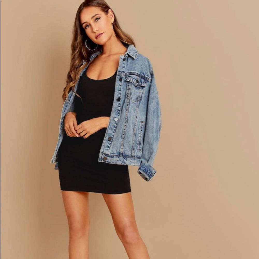 Black bodycon dress